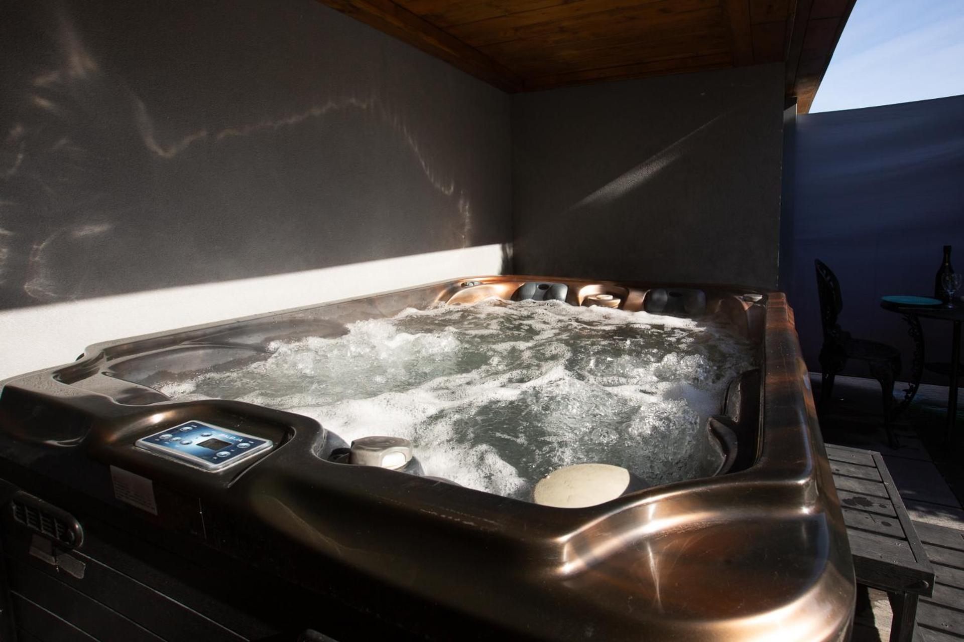 Gites Spa Strasbourg - Studio Romantique, Jacuzzi, Sauna, Terrasse Privee Furdenheim Buitenkant foto