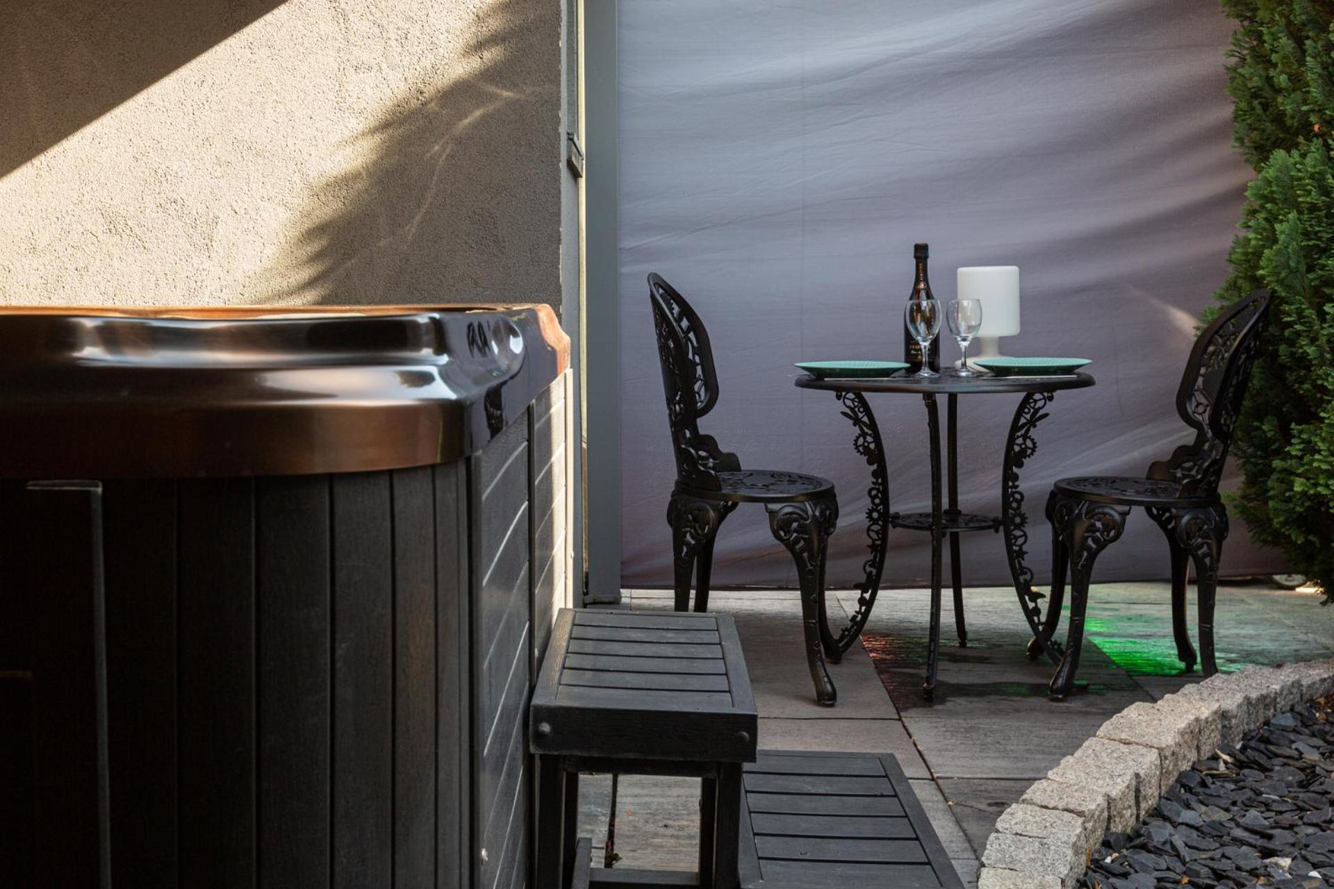 Gites Spa Strasbourg - Studio Romantique, Jacuzzi, Sauna, Terrasse Privee Furdenheim Buitenkant foto